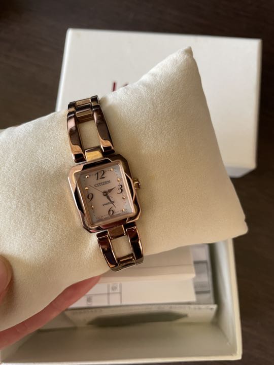 Citizen wicca Analog Quartz Women