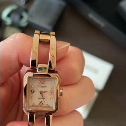 Citizen wicca Analog Quartz Women