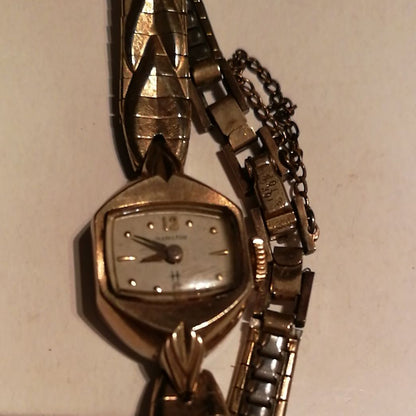 Hallmitton Analog Mechanical (Manual) Women