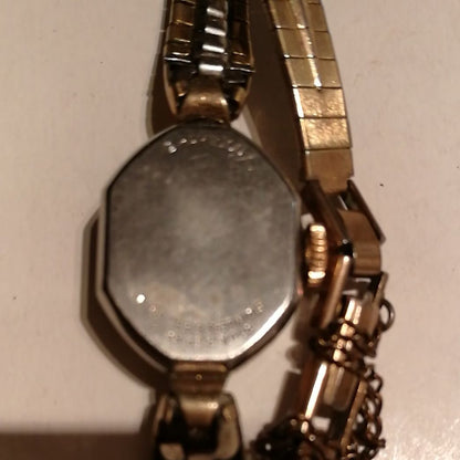 Hallmitton Analog Mechanical (Manual) Women