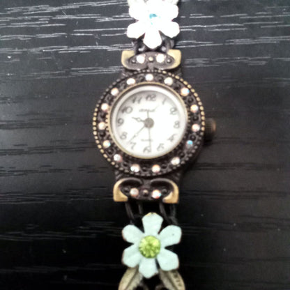 and Analog Quartz Women