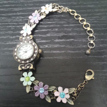 and Analog Quartz Women