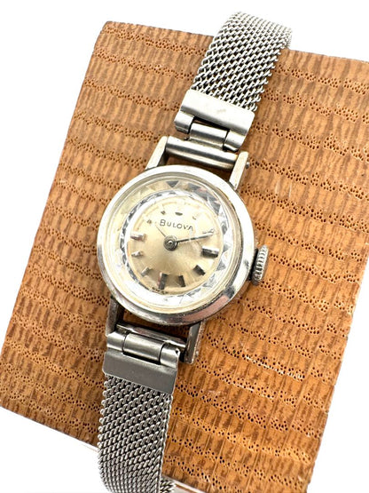 Bulova Analog Mechanical (Manual) Women Manual Winding Watch For Parts