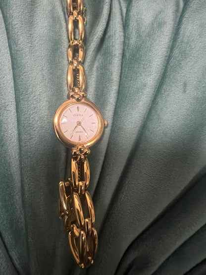 Citizen Analog Quartz Women