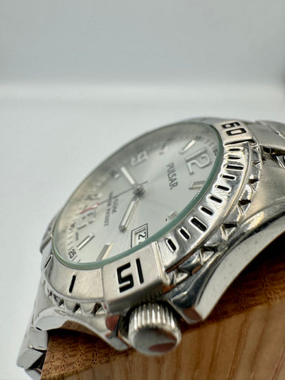 Pulsar Analog Quartz Men Watch