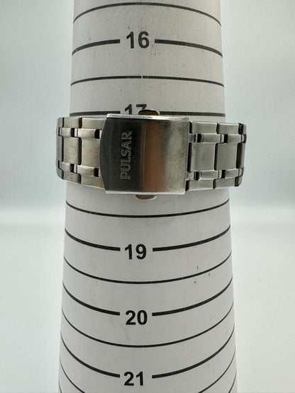 Pulsar Analog Quartz Men Watch