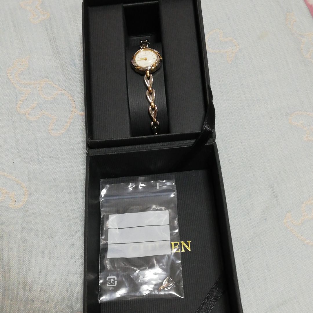 Citizen Analog Quartz Women