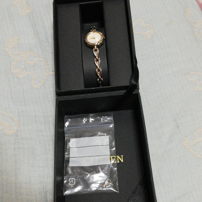 Citizen Analog Quartz Women