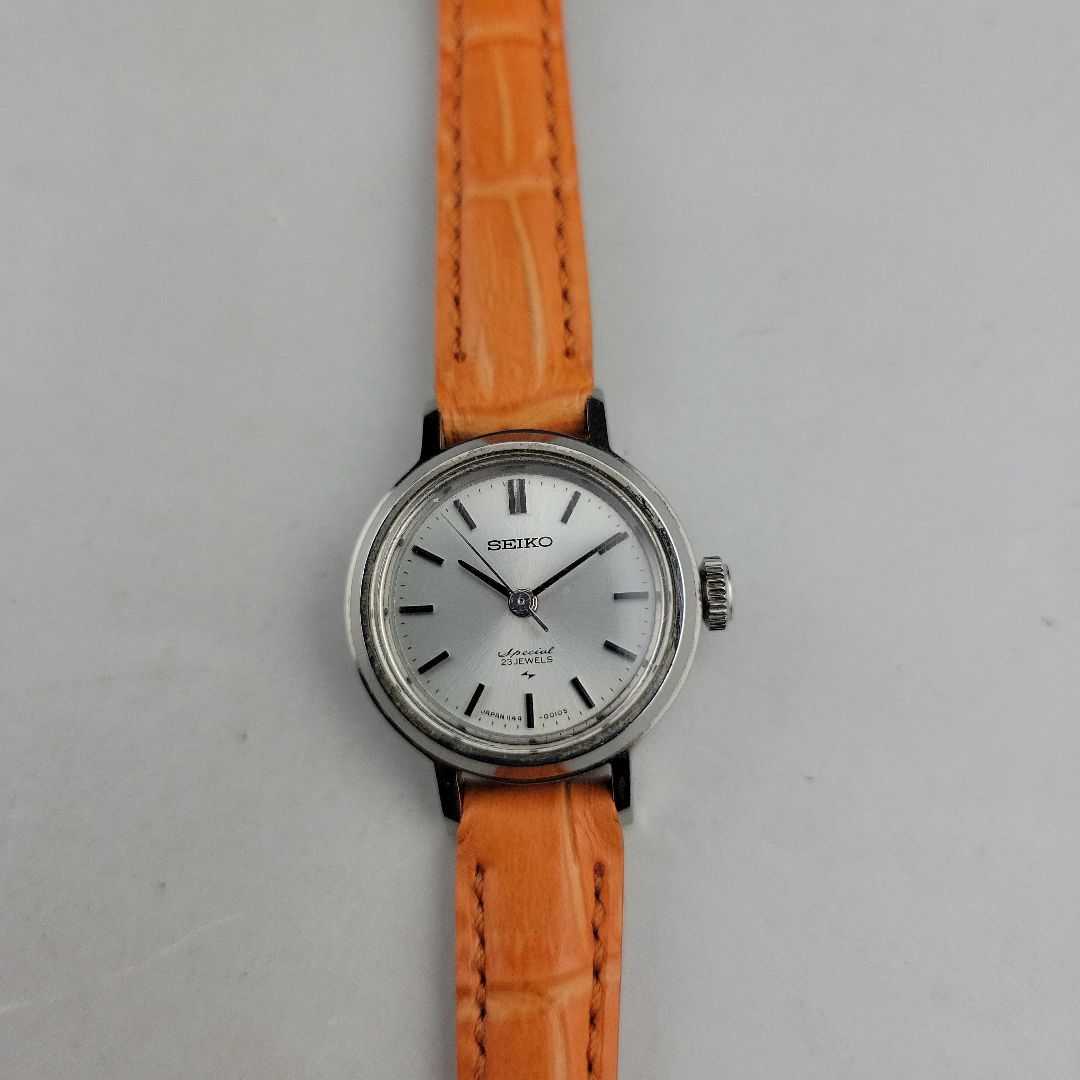 Seiko Special 1144-0010 Analog Mechanical (Manual) Women