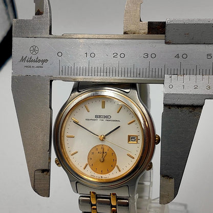 Seiko Five 5T32-7A00 Analog Quartz Men Menwatch Operation Unconfirmed B10621 For Parts / Junk