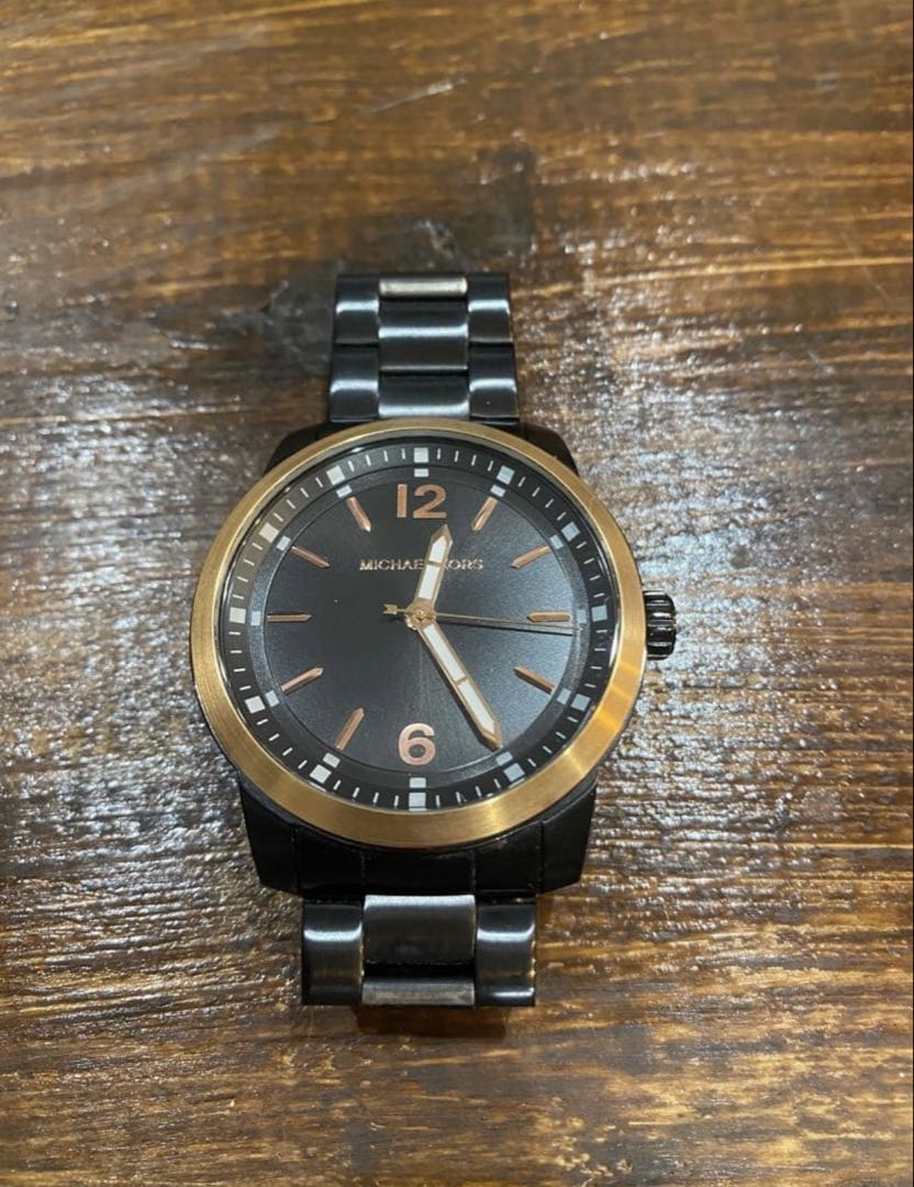 Analog Quartz Women