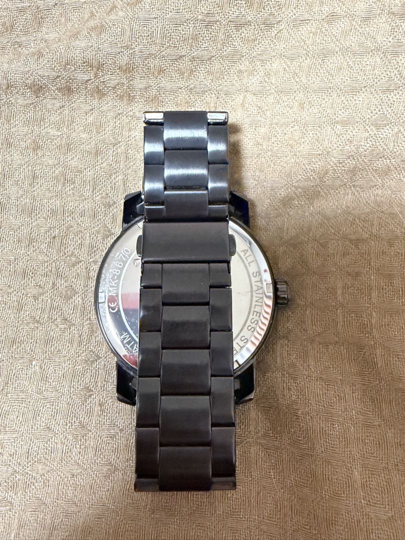 Analog Quartz Women