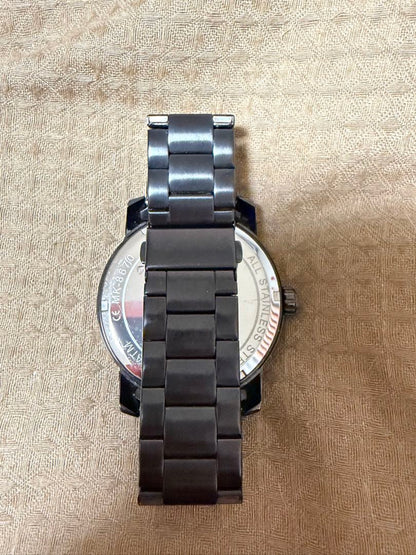 Analog Quartz Women