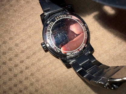 Analog Quartz Women