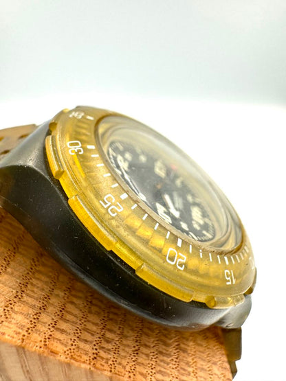 Swatch Standard SHM103 Analog Quartz Unisex Men Watch