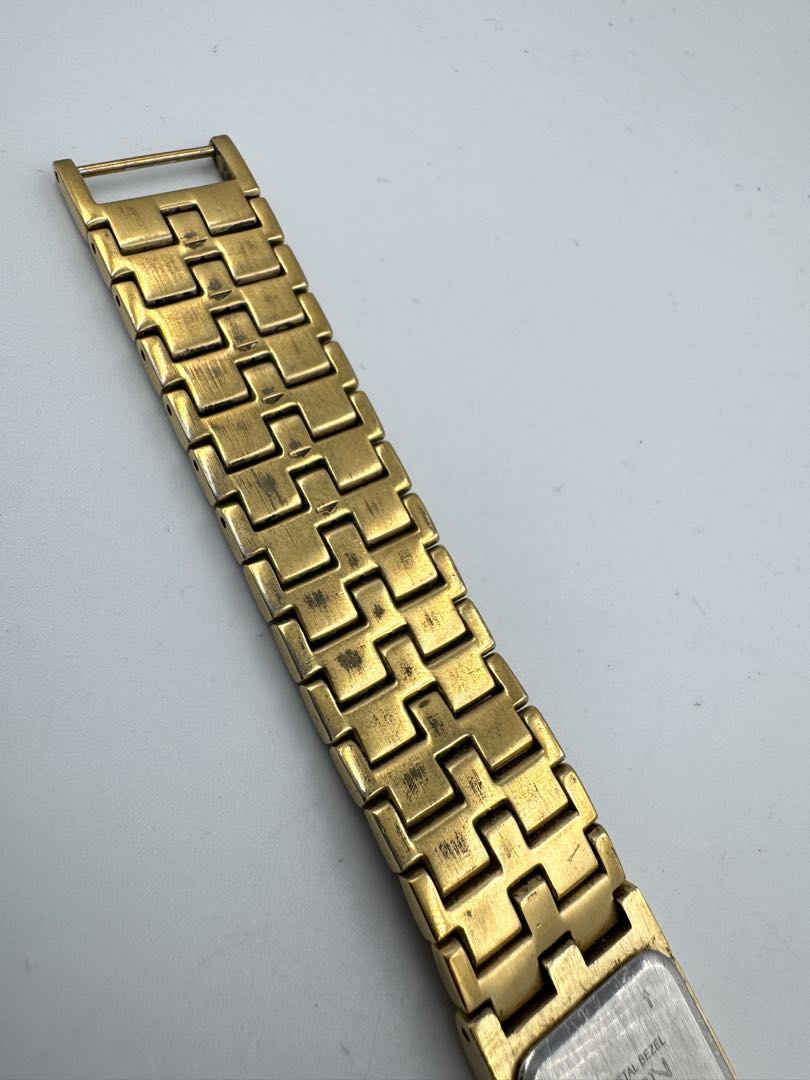Elgin Analog Quartz Women Diamond Watch