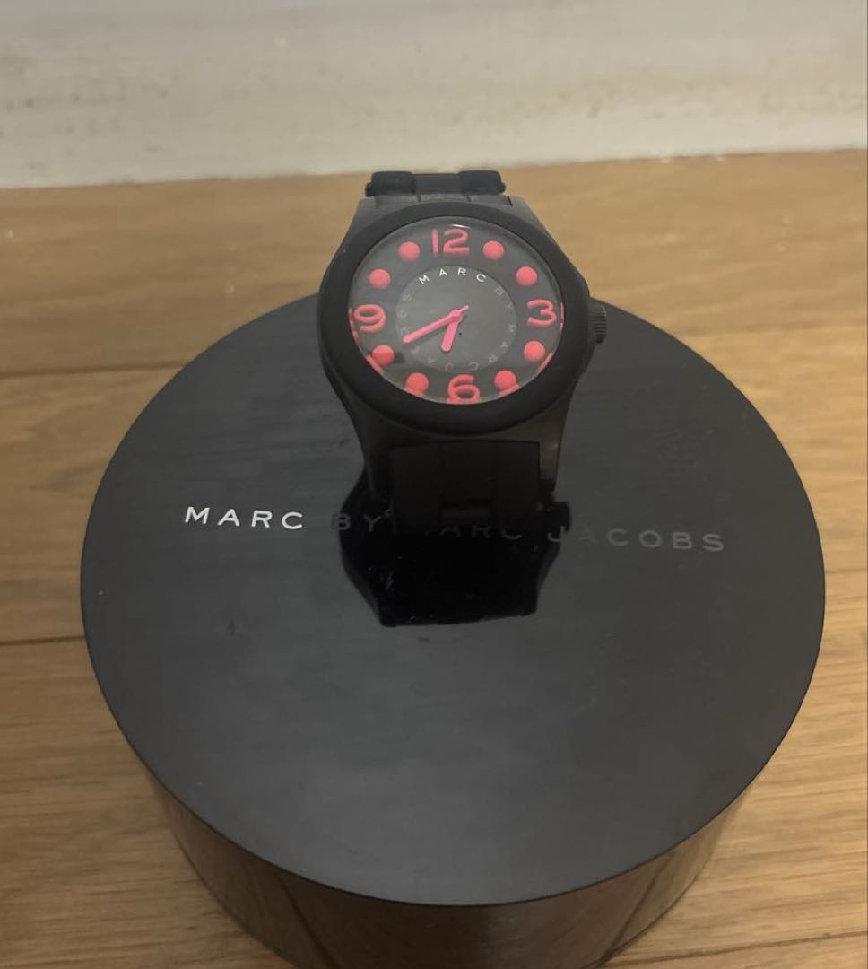 Analog Quartz Women