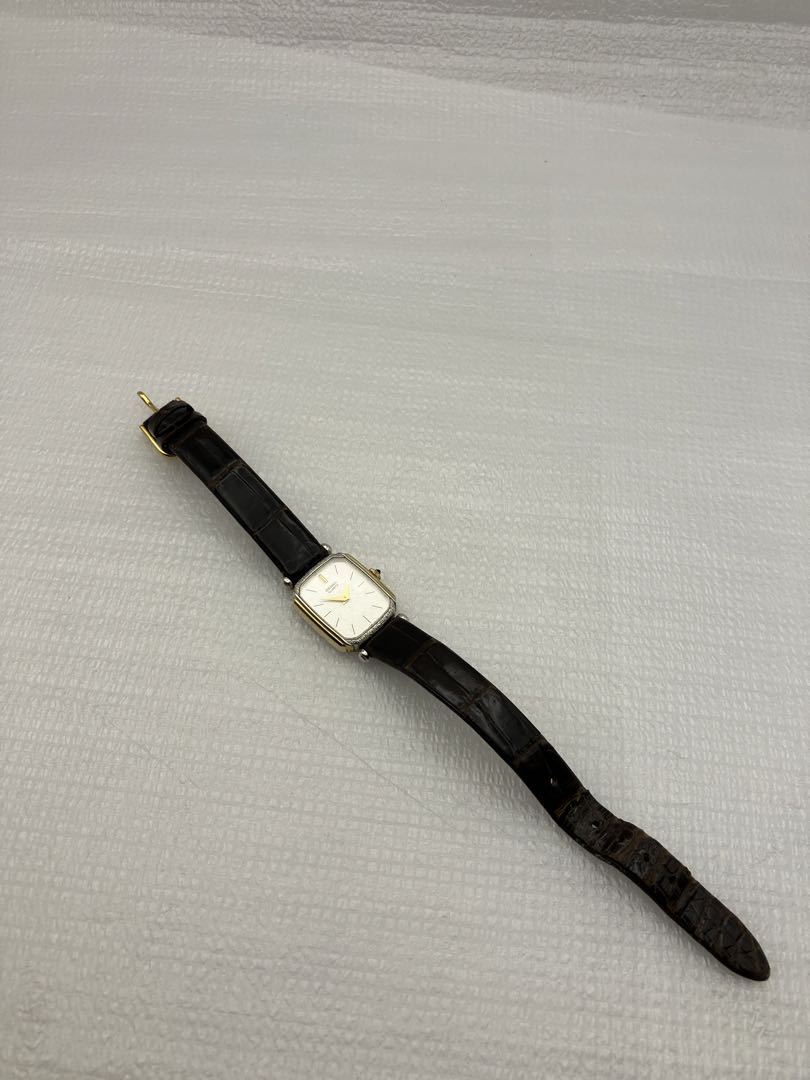 Citizen Xc 1400-701A Analog Quartz Women