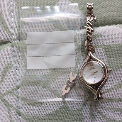The Supermodel Analog Quartz Women