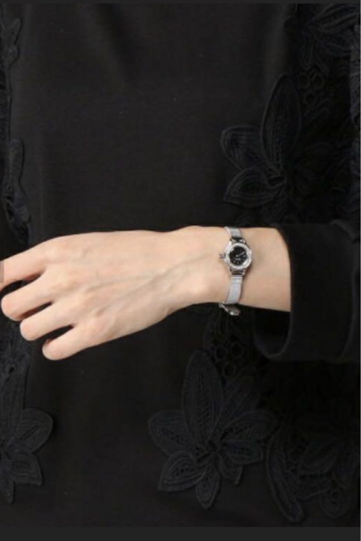 Vior Analog Quartz Women