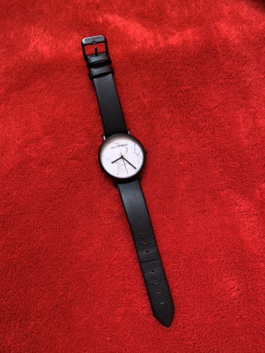 Analog Quartz Women