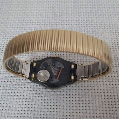 Swatch Analog Quartz Women