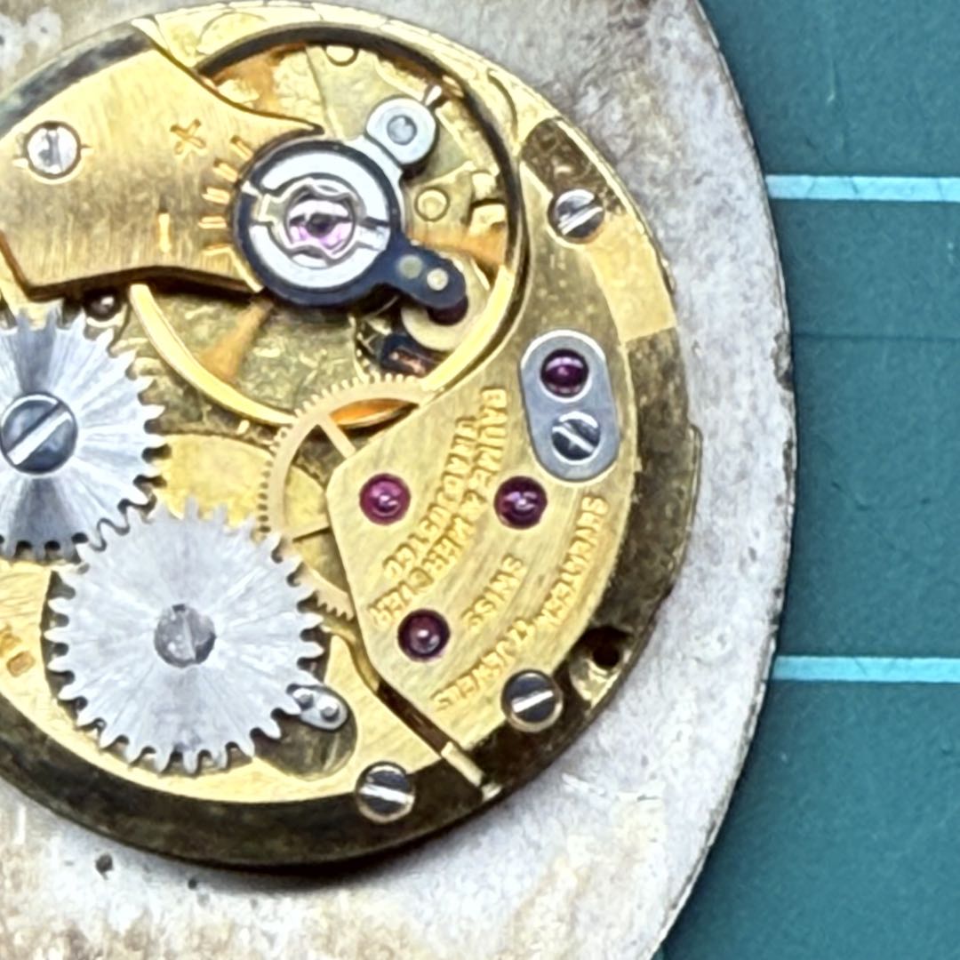Baume&mercier Analog Mechanical (Manual) Women