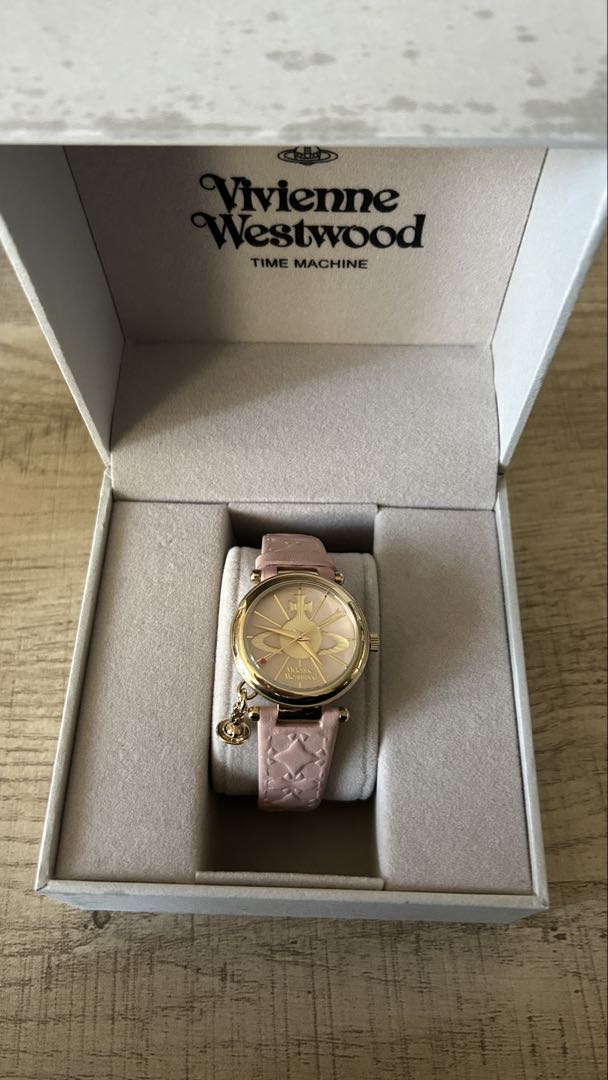 Vivienne Westwood Analog Mechanical (Manual) Women