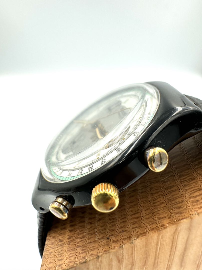 Swatch Colossal 305 Analog Quartz Unisex Adults Vintage Wristwatch 37Mm Black Dial Swiss Made