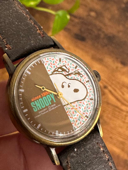 Snoopy PEANUTS SNOOPY Analog Mechanical (Manual) Women スヌーピー 希少 レトロ Watch （Manual Winding）