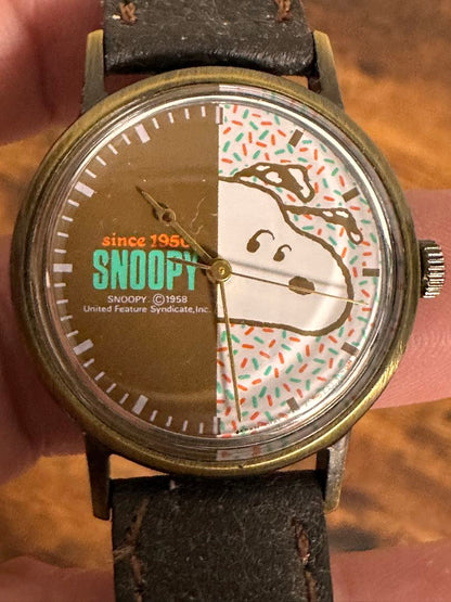 Snoopy PEANUTS SNOOPY Analog Mechanical (Manual) Women スヌーピー 希少 レトロ Watch （Manual Winding）