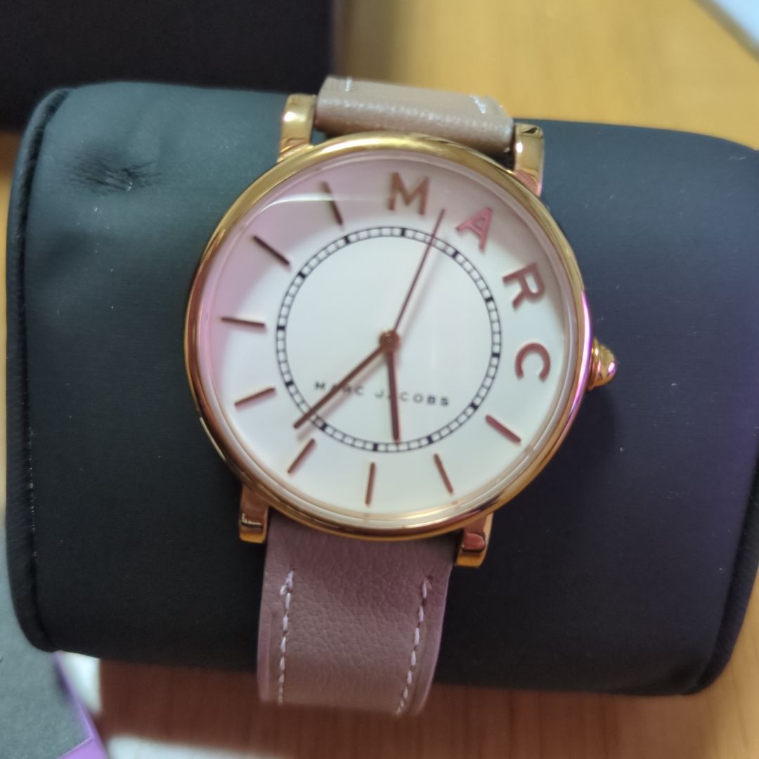 Marc By Jacobs MJ1533 Analog Quartz Women