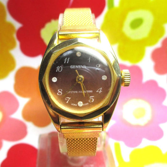 Windsor 1970S Analog Quartz Women Women