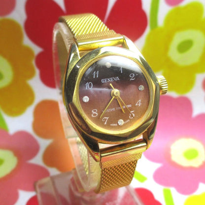 Windsor 1970S Analog Quartz Women Women