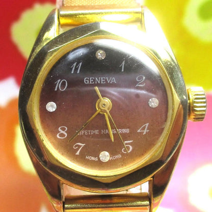 Windsor 1970S Analog Quartz Women Women