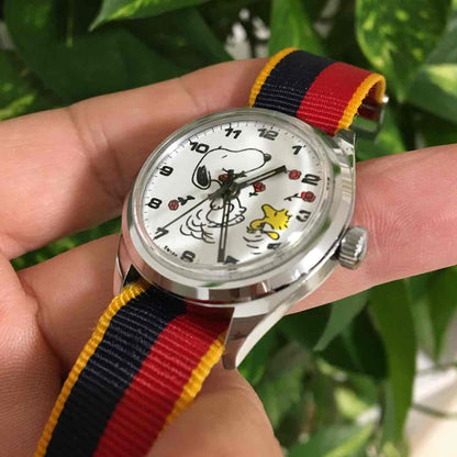 Snoopy PEANUTS SNOOPY Analog Mechanical (Manual) Women スヌーピー 希少 レトロ Watch （Manual Winding）