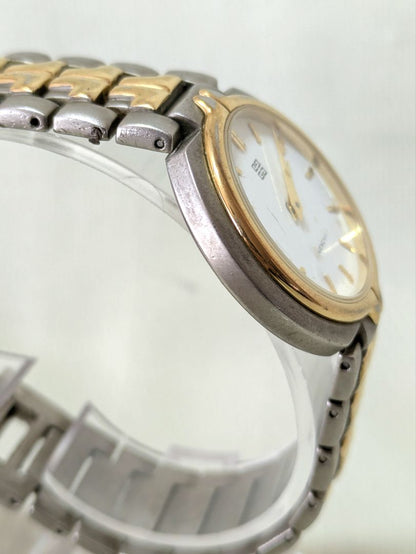 Givenchy Analog Quartz Men ジバンシー 137 時計 稼働中