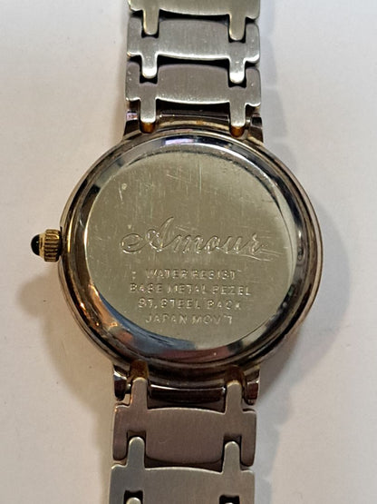 AMOUR Amour Analog Quartz Women
