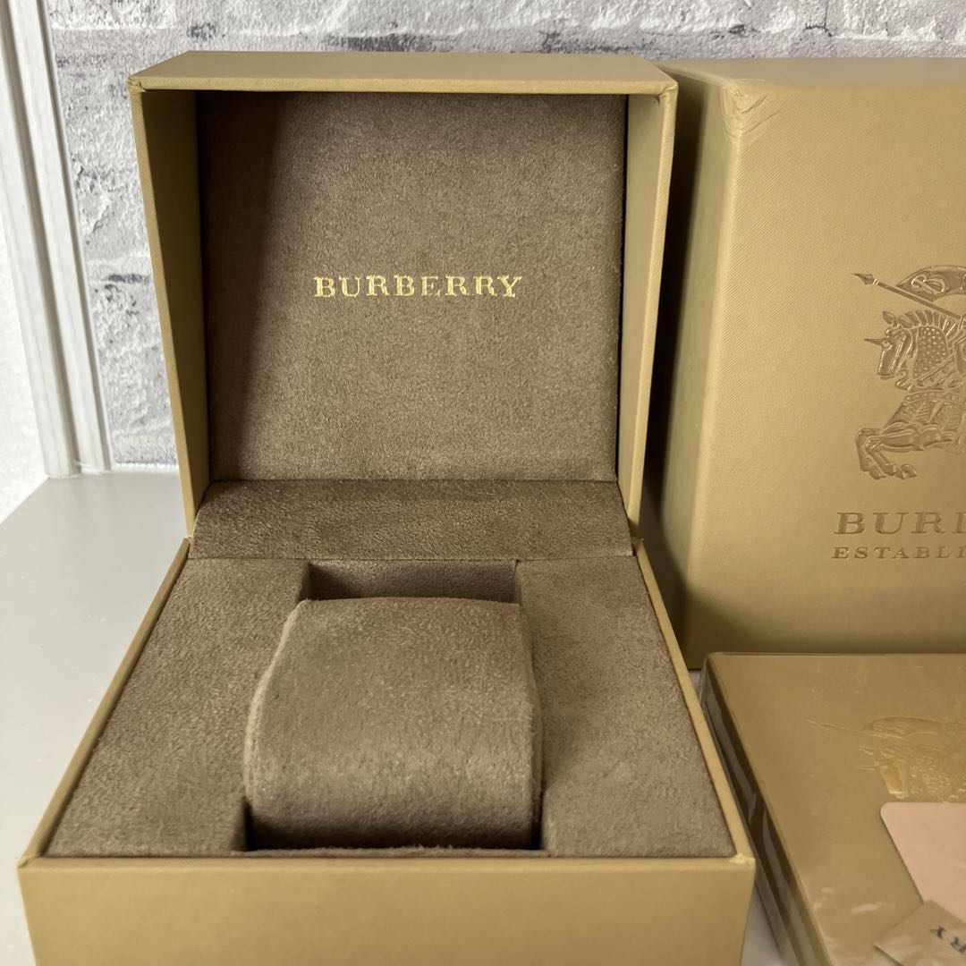 BURBERRY Men