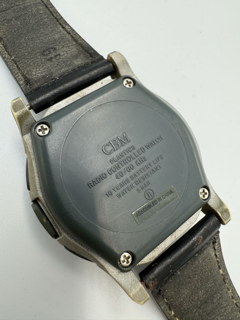 Citizen Q&q 10-YEAR Analog Quartz Men
