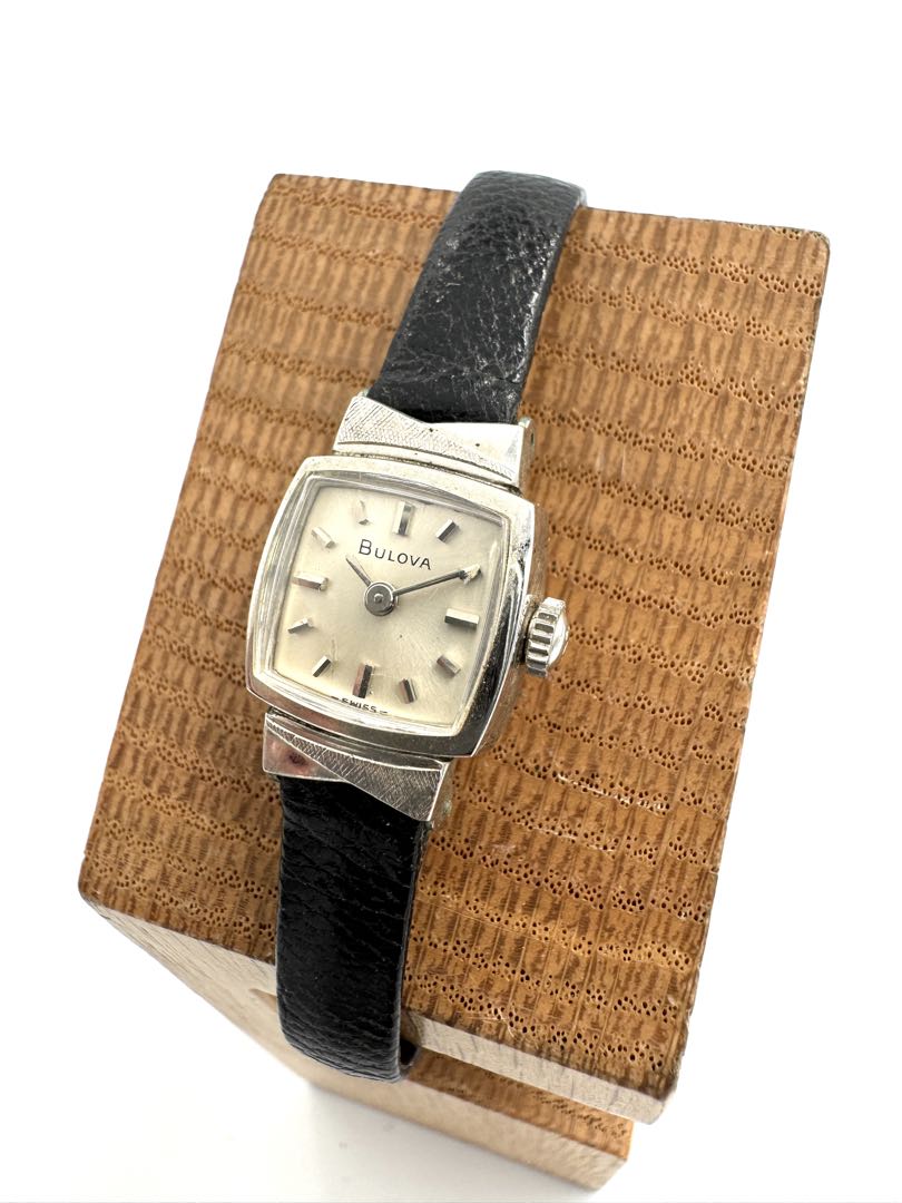 Bulova Analog Mechanical (Manual) Women Manual Winding Watch For Parts