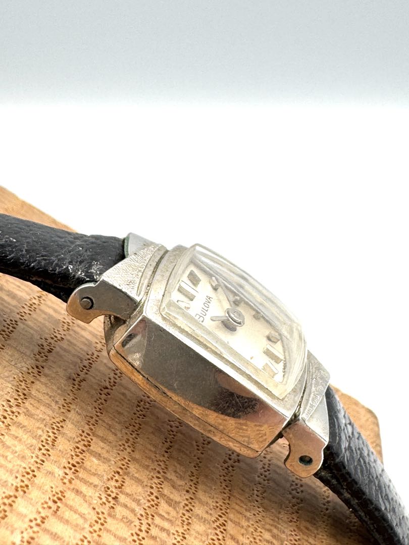 Bulova Analog Mechanical (Manual) Women Manual Winding Watch For Parts