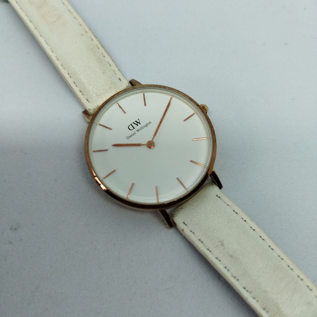 Daniel Wellington Analog Quartz Women