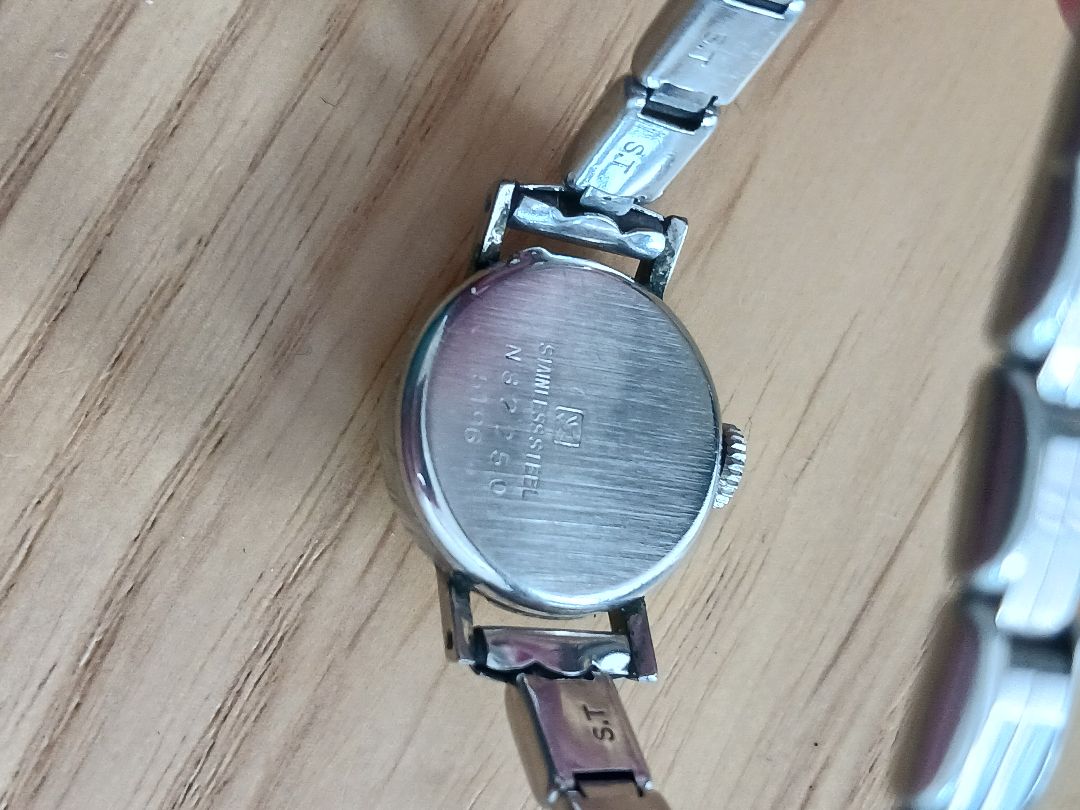 Seiko merit Analog Mechanical (Manual) Women Merit Manual Winding Watch 5196