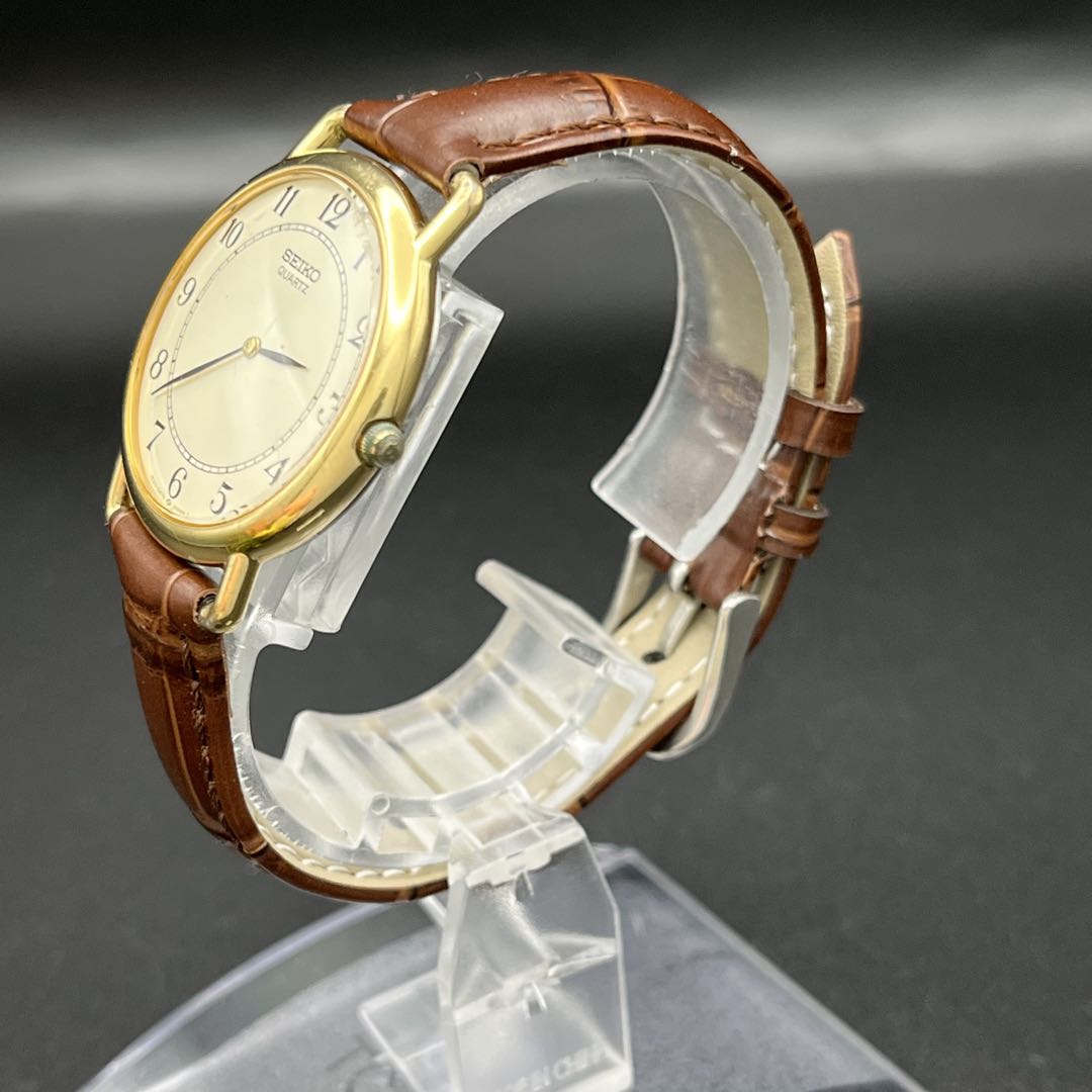 Seiko Analog Quartz Women