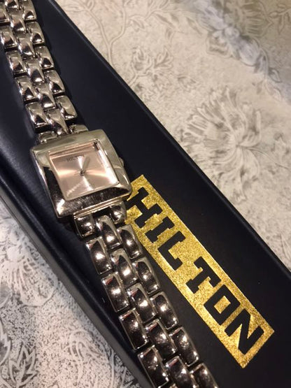 Hilton Analog Quartz Women ヒルトン ゴージャス メタル ウォッチ 保管品 [For Parts / Junk]