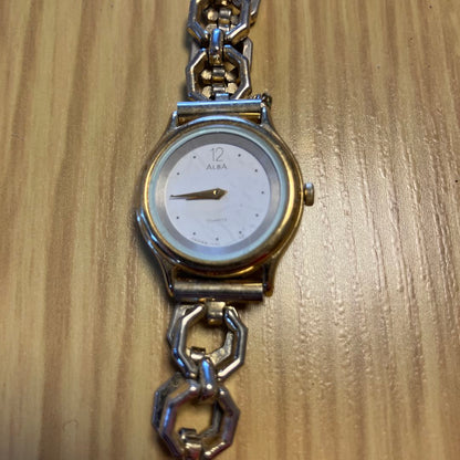 Seiko Alba 5Q711 Analog Quartz Women Women'S Wristwatch - Movement, Battery Needed