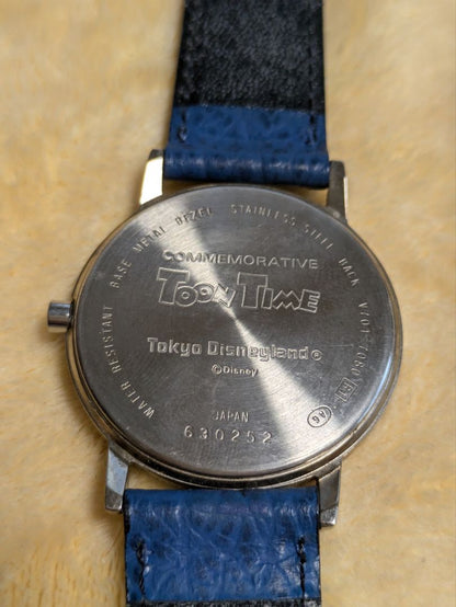 Tokyo Disney Resort Analog Quartz Women