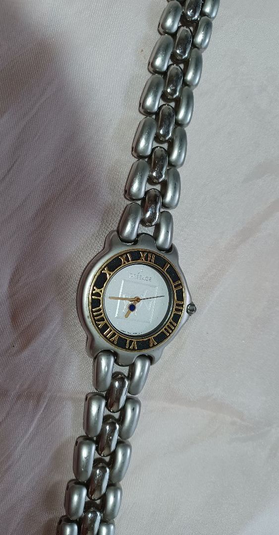 Seiko Analog Quartz Women