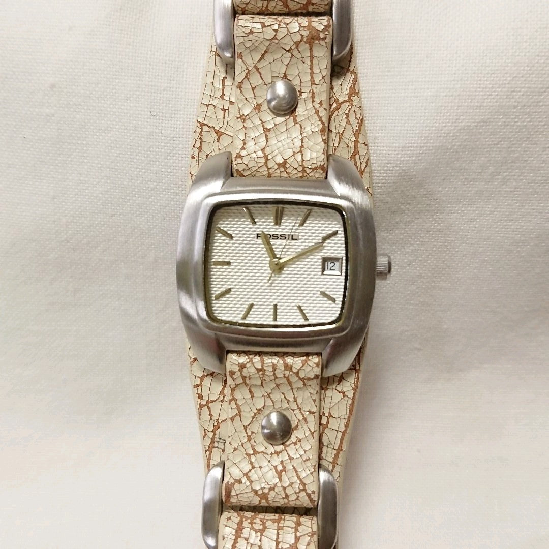 Fossil Analog Quartz Women